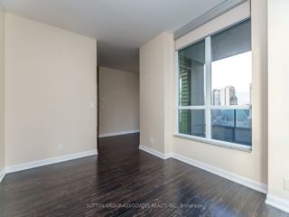 703 - 500 Sherbourne St