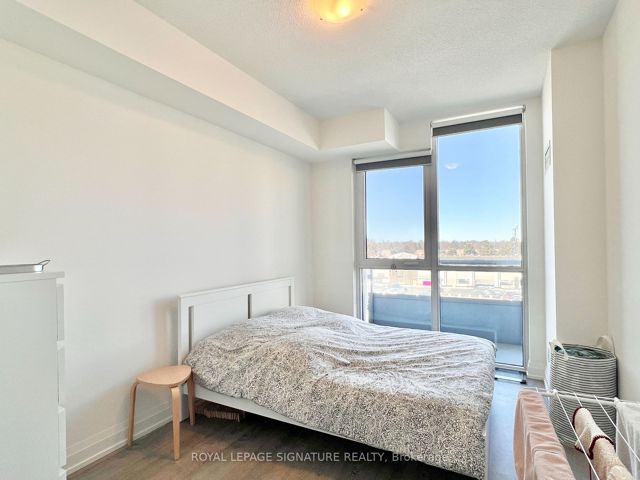 722 - 591 Sheppard Ave E