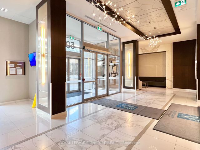 722 - 591 Sheppard Ave E