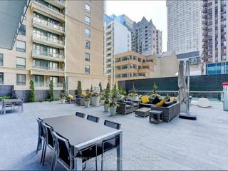 3807 - 42 Charles St E