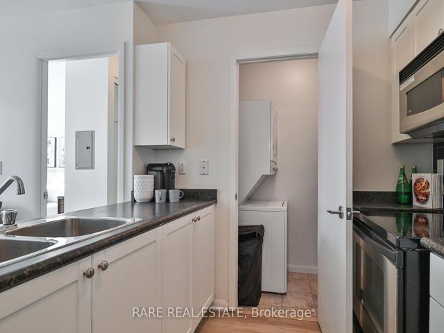 233 - 231 Fort York Blvd
