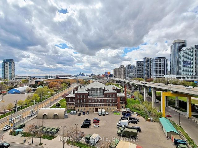 233 - 231 Fort York Blvd