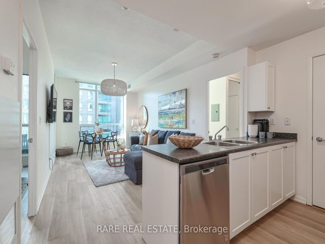 233 - 231 Fort York Blvd
