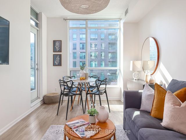 233 - 231 Fort York Blvd