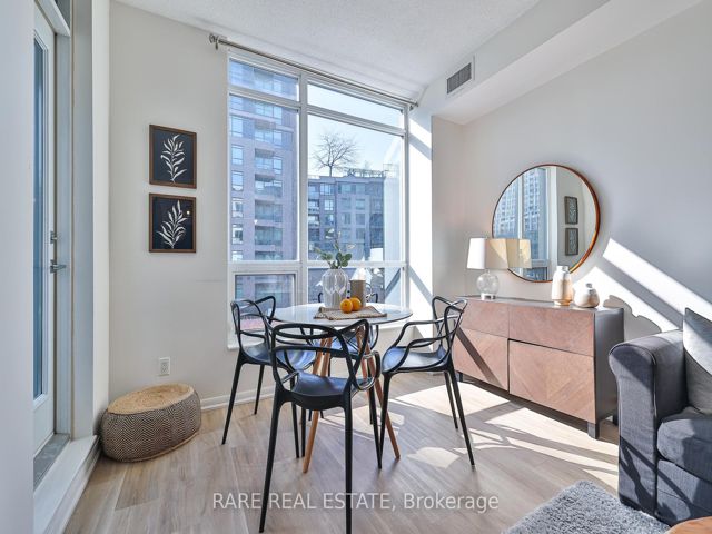 233 - 231 Fort York Blvd