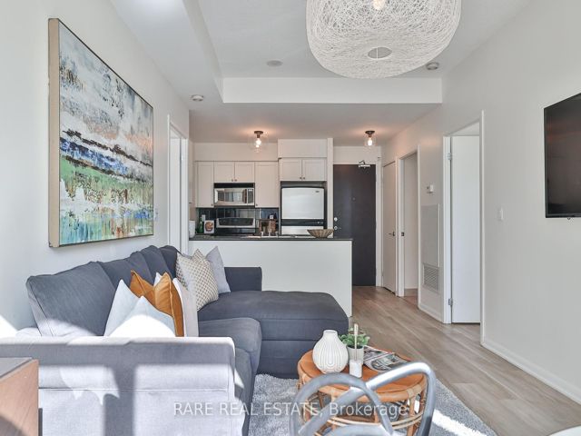 233 - 231 Fort York Blvd
