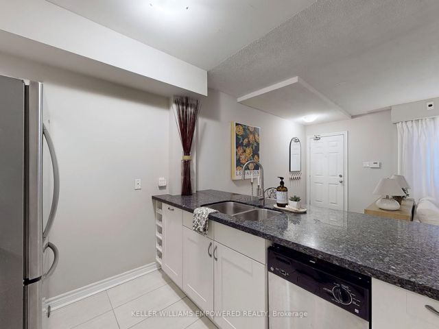 701 - 7 Sudbury St N