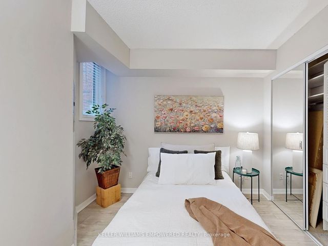 701 - 7 Sudbury St N
