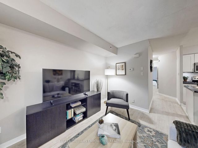 701 - 7 Sudbury St N