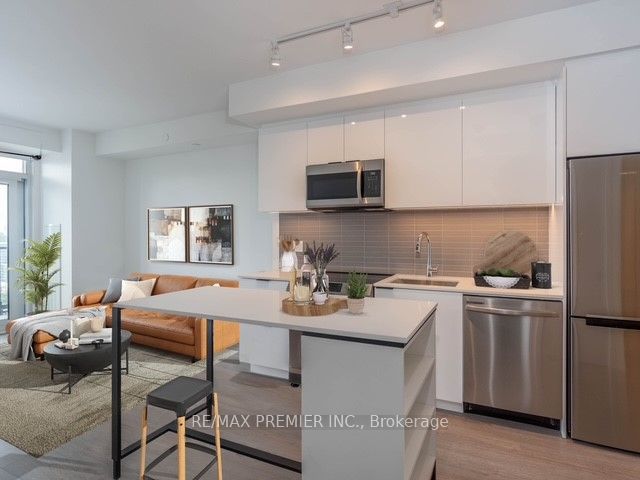 1811 - 50 Power St