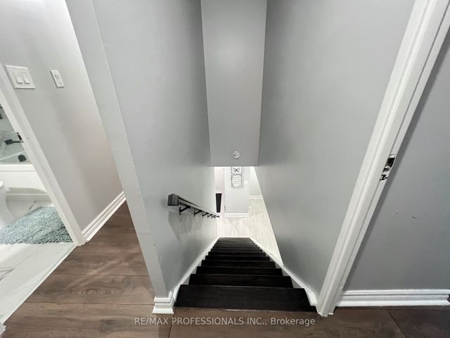 208 - 4005 Don Mills Rd