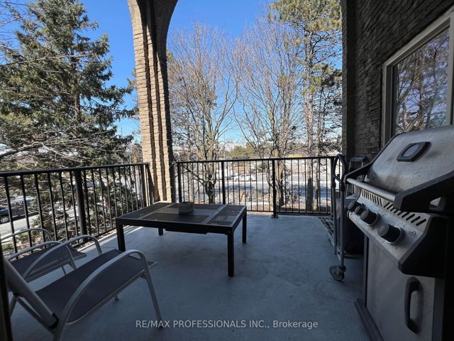 208 - 4005 Don Mills Rd