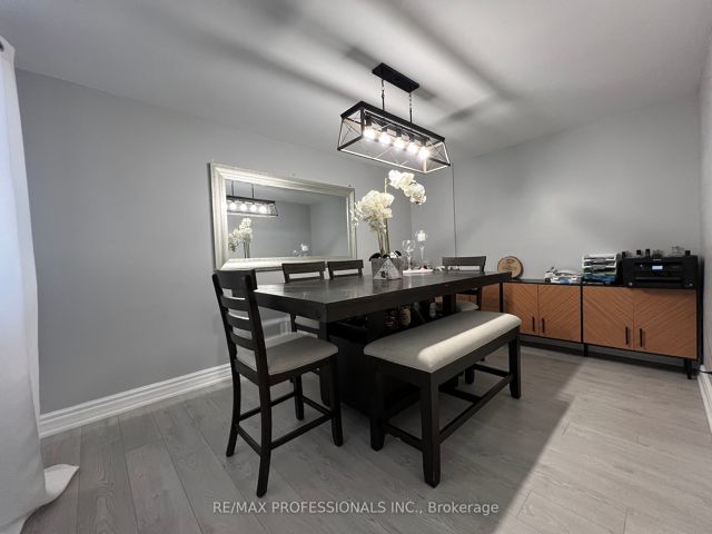 208 - 4005 Don Mills Rd