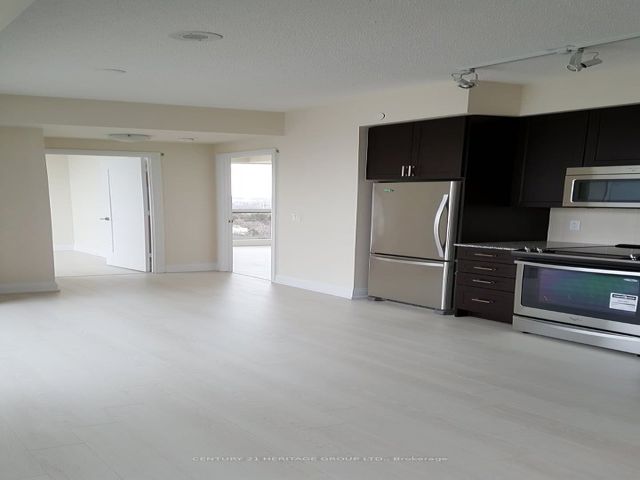 2305 - 18 Graydon Hall Dr