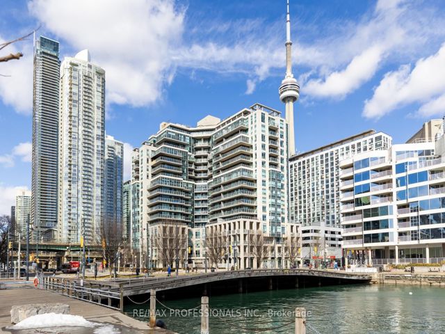 517 - 410 Queens Quay W