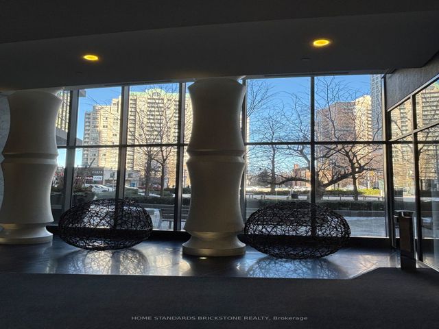 2003 - 5162 Yonge St