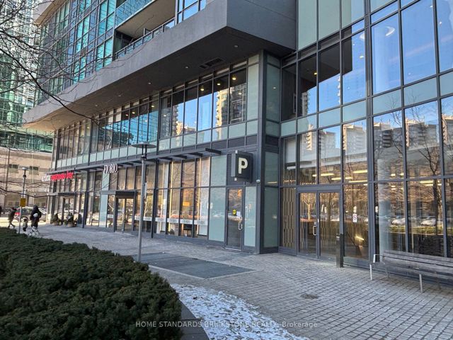 2003 - 5162 Yonge St