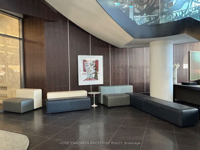 2003 - 5162 Yonge St
