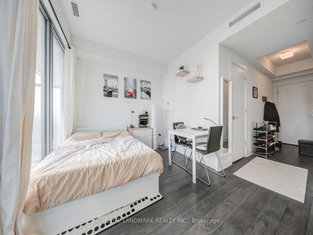 3402 - 50 Charles St E
