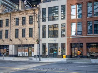 2904 - 327 King St W