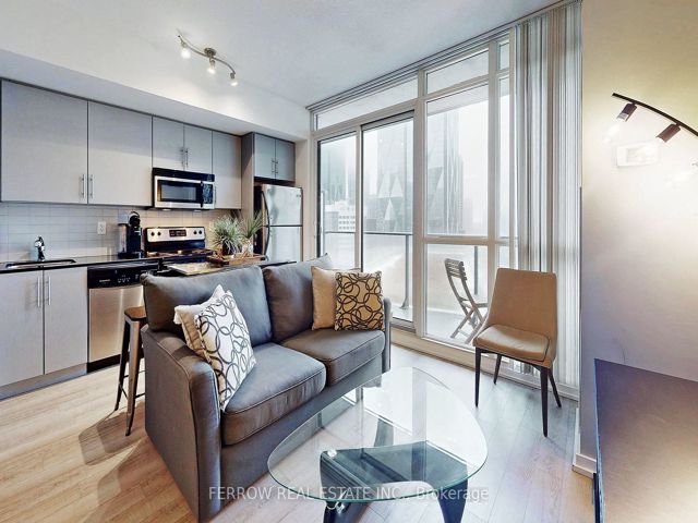 1306 - 55 Bremner Blvd