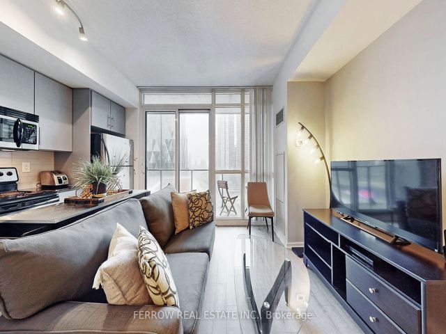 1306 - 55 Bremner Blvd
