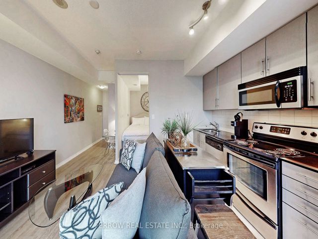 1306 - 55 Bremner Blvd