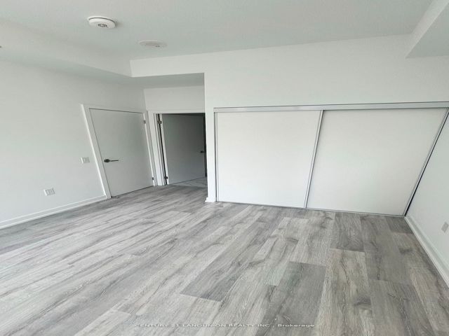 S316 - 8 Olympic Garden Dr