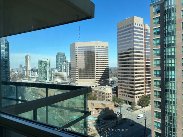 #1916 - 509 Beecroft Rd