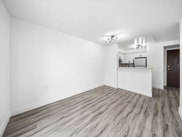 2710 - 22 Olive Ave