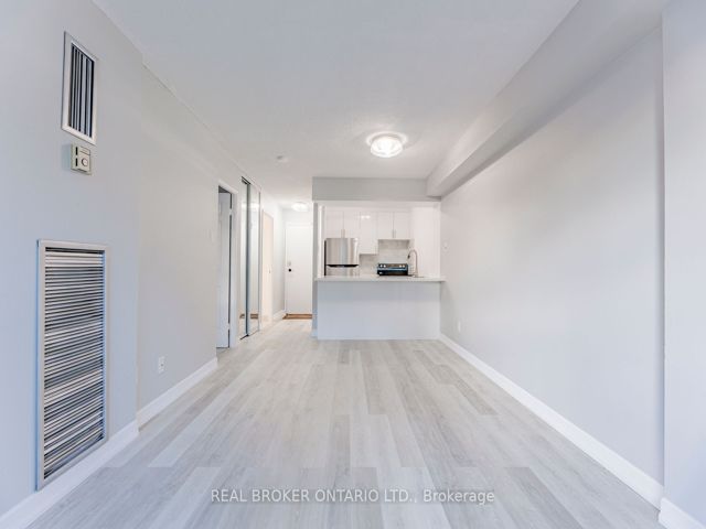 1008 - 120 Saint Patrick St