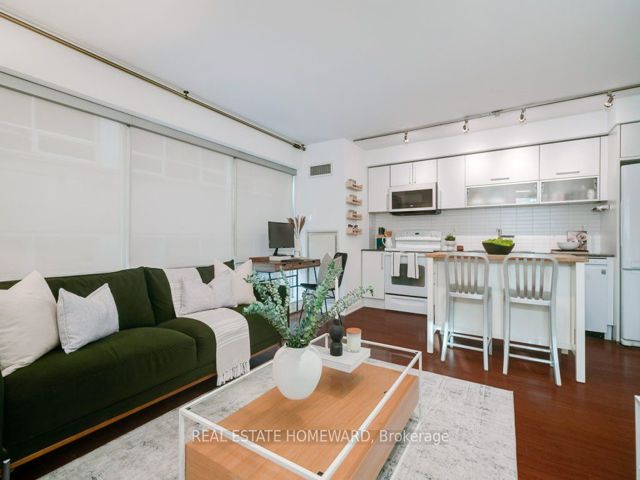 211 - 205 Frederick St