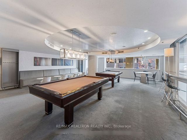 508 - 323 Richmond St E