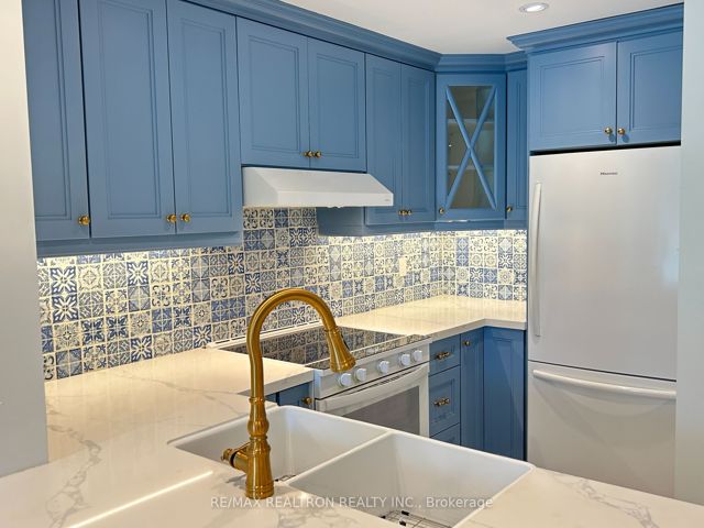 508 - 323 Richmond St E
