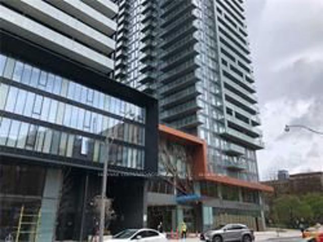1205 - 50 Wellesley St E