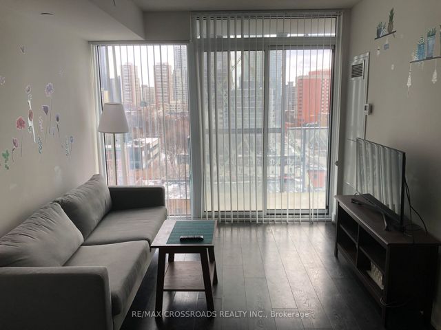 1205 - 50 Wellesley St E
