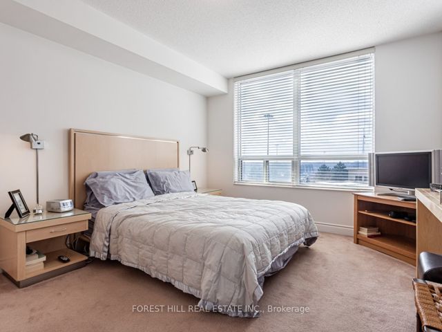 526 - 80 Harrison Garden Blvd