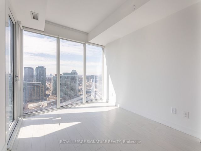 2815 - 19 Western Battery Rd