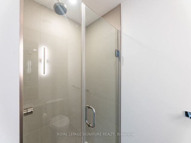 2815 - 19 Western Battery Rd