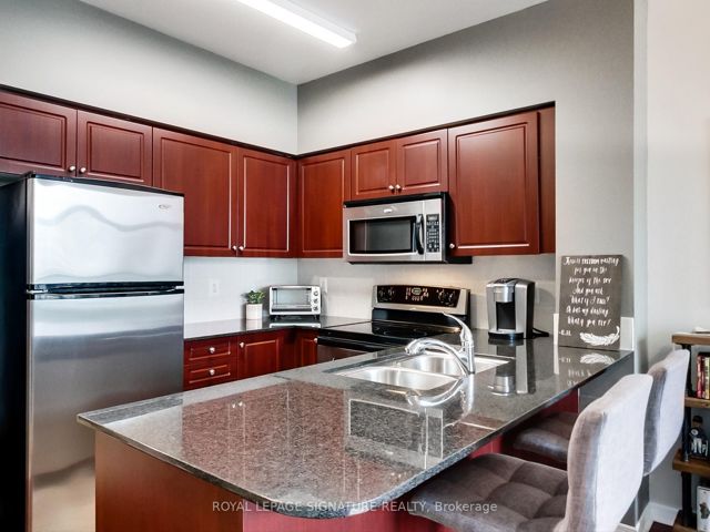 PH8 - 509 Beecroft Rd