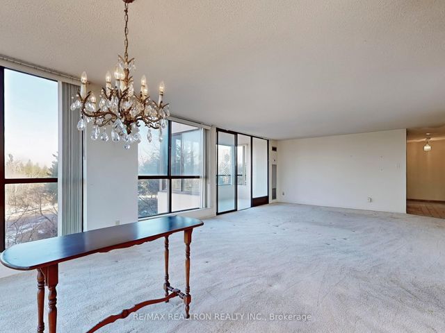 403 - 131 Torresdale Ave