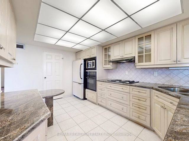 403 - 131 Torresdale Ave