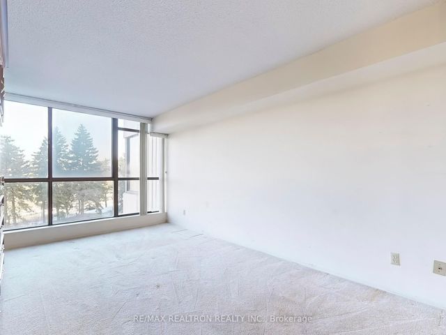 403 - 131 Torresdale Ave