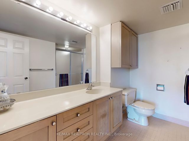 403 - 131 Torresdale Ave