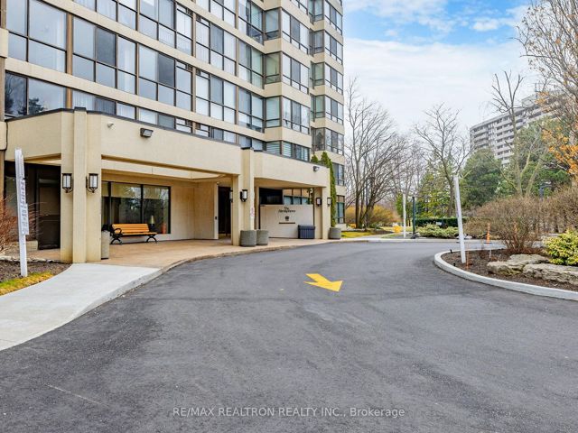 403 - 131 Torresdale Ave