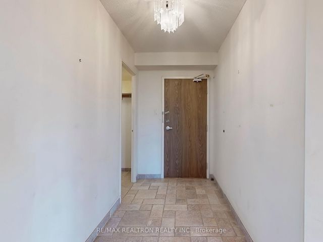 403 - 131 Torresdale Ave