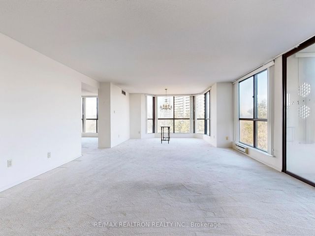 403 - 131 Torresdale Ave