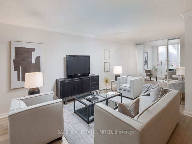 504 - 2900 Yonge St