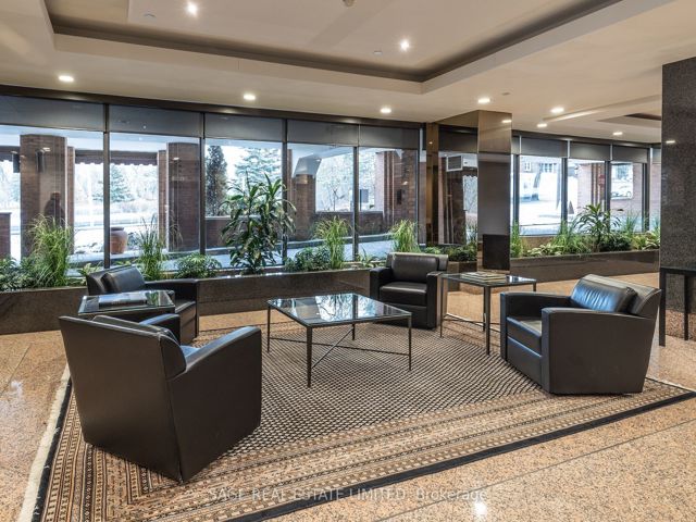 504 - 2900 Yonge St