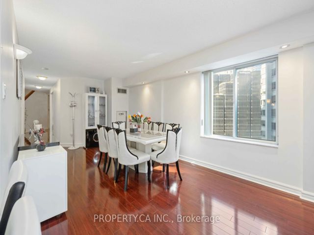 1109 - 33 University Ave